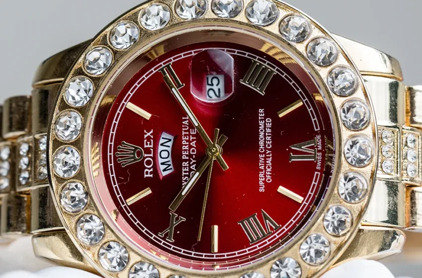  Top 5 luxury watch brands in the world